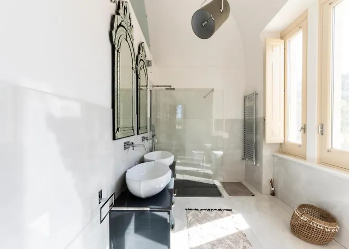 Fontana Villa *